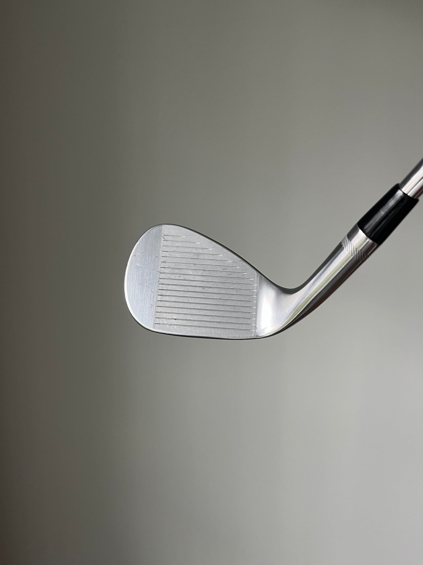 Titleist Vokey SM10 54° Wedge (10S Grind)